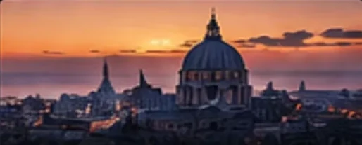 City destination image for choosing a status program